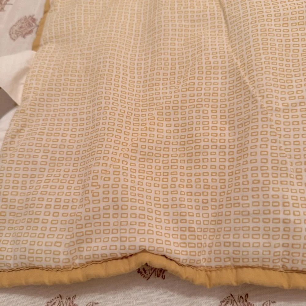 2/ Pottery Barn Kids Square Stitch Quilted Sham Set Of 2 Standard